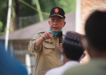 Nasrul Abit Janji Perbaikan Nasib Guru Honorer