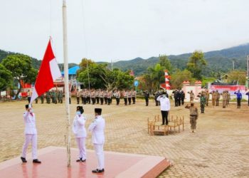 Peringati Hari Pahlawan Nasional, Bupati Solok Jadi Pembina Upacara