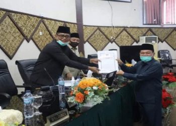 Rapat Paripurna,  DPRD Padang Sampaikan 4 Ranperda Inisiatif