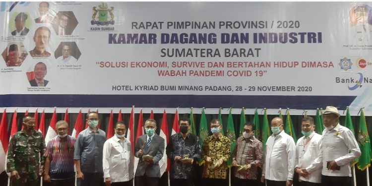 Rapimprov Kadin Sumbar Gagal Tampilkan Visi Misi Paslon Gubernur