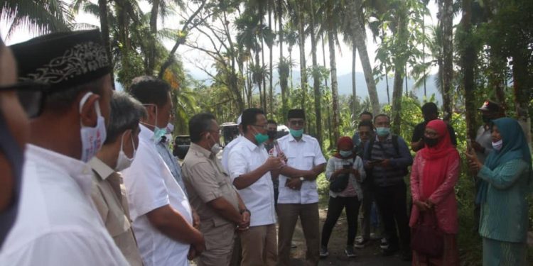 Indra Catri Janjikan Mesin Pengupas Pinang