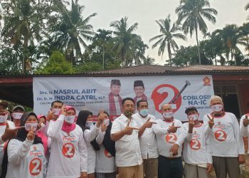 Warga Palak Aneh Pariaman Akui ‘Lakek Tangan’ Nasrul Abit-Indra Catri