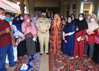 Berkeliling Padang, Nasrul Abit Terima ‘Sagarobak Tundo’ Keluhan Warga