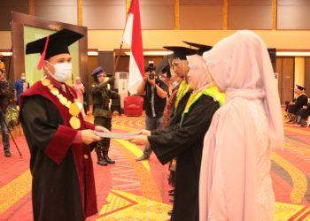 Lagi, Unitas Lepas 99 Wisudawan