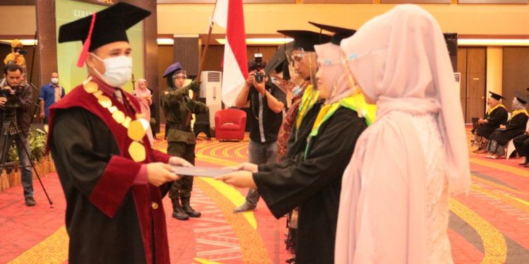 Lagi, Unitas Lepas 99 Wisudawan