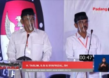 Debat Publik Pilkada Agam, Paslon Taslim-Syafrizal Jadi Bintang