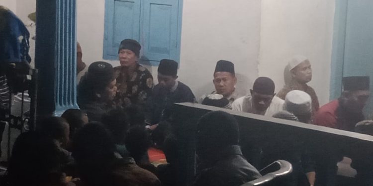 Menujuh Hari Almarhumah Ibunda Ketua FWP-SB, Rumah Duka Dipenuhi Warga di Kisaran