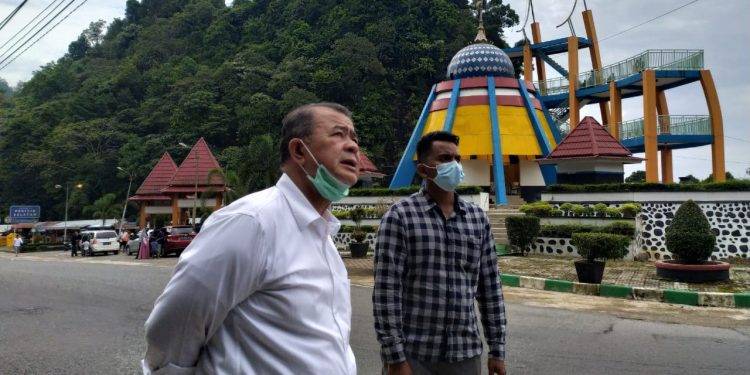Nasrul Abit Siap Penuhi Permintaan Warga Kucurkan Beasiswa Miskin