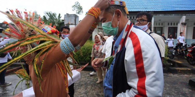 Kunjungi Mentawai, Nasrul Abit Dengar Keluhan Warga dan Nelayan