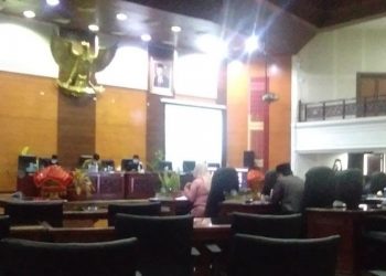 Rapat Paripurna DPRD Sumbar Penetapan Ranperda Perlindungan Perempuan dan Anak