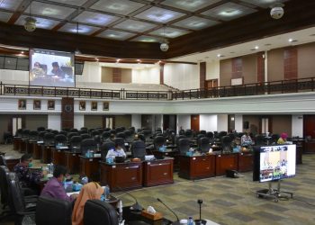 Paripurna DPRD Sumbar Penyampaian Jawaban Gubernur Terhadap Ranperda