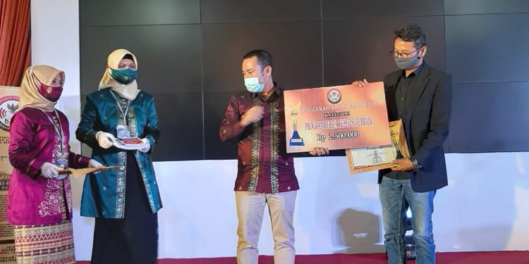 Padang Tv Raih Reward KPI