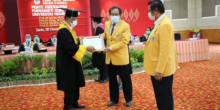 Rektor UNP Ganefri: Anggaran Penelitian Dosen Diperbesar