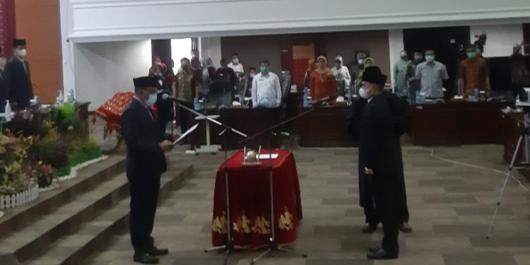 Supardi Resmikan Dasmanto Sebagai Anggota DPRD Sumbar