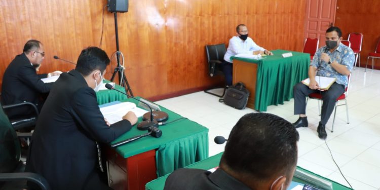 Majelis Komisioner KI Sumbar Hadirkan Kabid IKP Kominfo Kota Padang