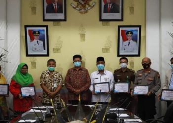 Instansi Vertikal dan Pemda Pessel Raih Penghargaan Peduli Penyiaran