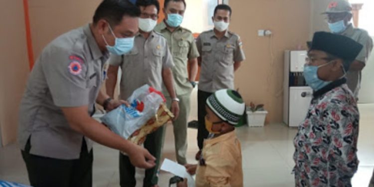 BPBD Solsel Santuni Anak Yatim