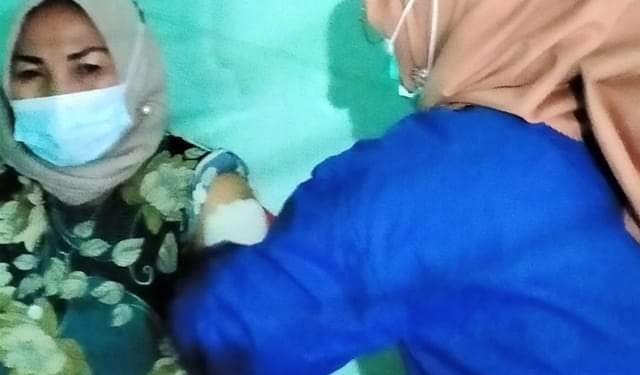 Sekwan DPRD Solsel Mardiana Disuntik Vaksin Corona Dosis Kedua