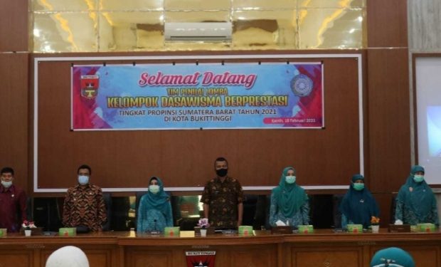 Dasa Wisma Asoka II Pakan Labuah Dinilai TP PKK Sumbar