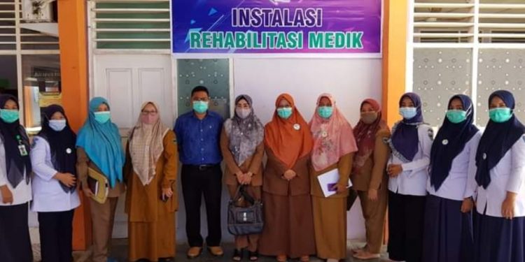 Dinkes Pessel Lakukan Visitasi ke Ruang Instalasi Rehabilitasi Medik RSUD M Zein
