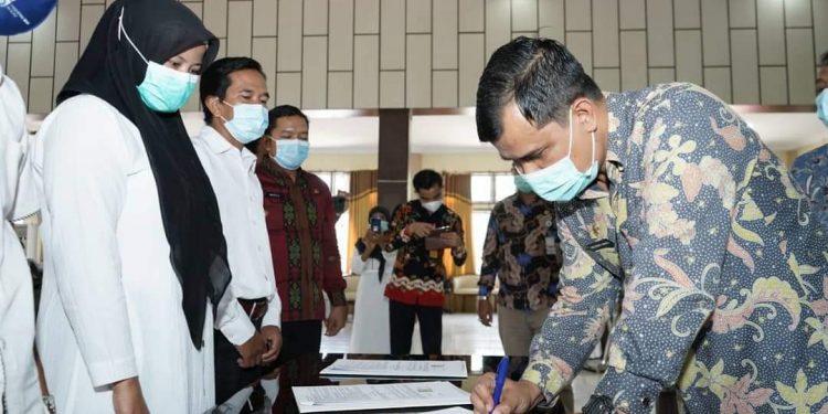 101 PPPK Terima SK, Pj Sekda Solsel Doni: Dievaluasi Tiap Tahun