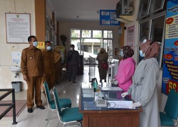 Sidak OPD, Wali Kota Pariaman Genius Umar Akui Setelah Disuntik Vaksin Covid-19 Rasakan Tubuh Lebih Bugar