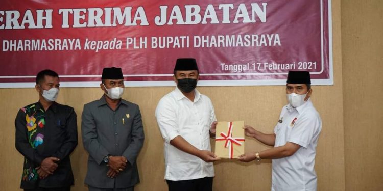 Sekda Adlisman Jadi Pelaksana Harian Bupati Dharmasraya