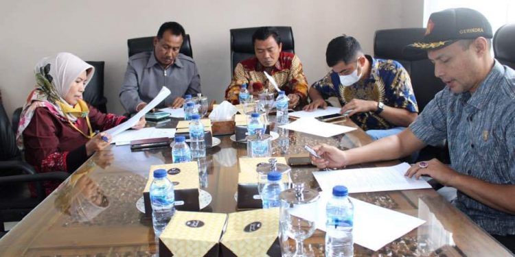 Komisi III DPRD Solok Selatan Raker Bahas Hasil Kunjungan