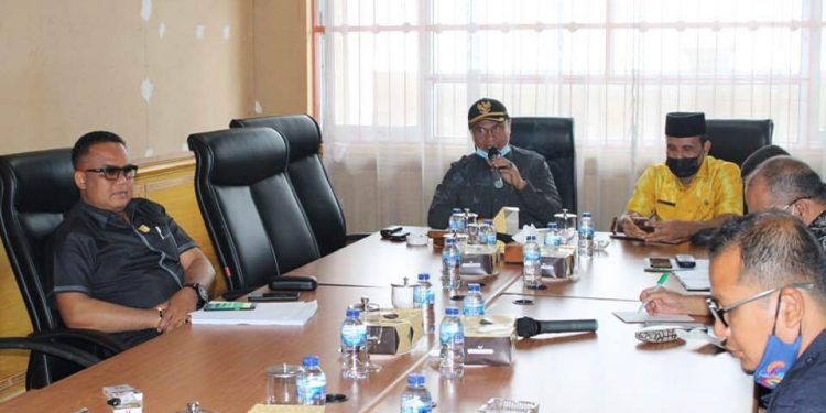 Komisi II DPRD Solok Selatan Gelar Raker
