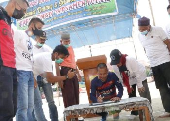 Wali Kota Pariaman Genius Umar Resmikan Lapangan Futsal Kampung Pondok