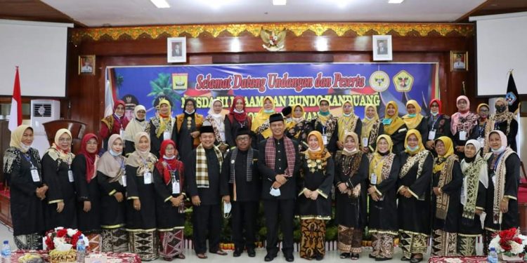 Musda III LKAAM dan Bundo Kanduang Kota Pariaman Meriah