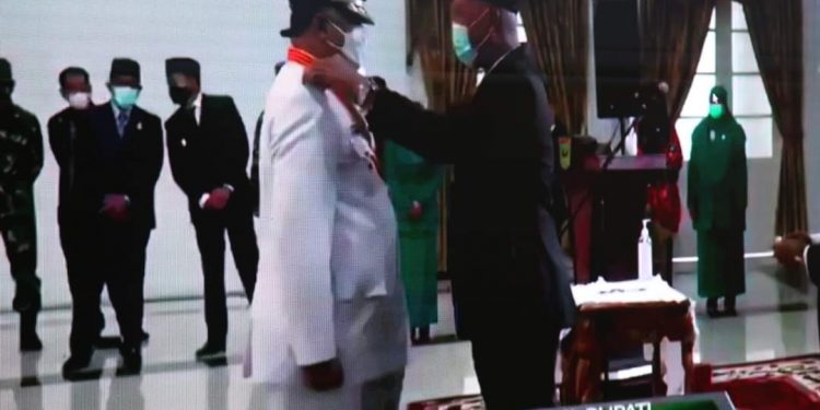 Pemko Solok Ikuti Pelantikan Wako Zul Elfian dan Wawako Ramadhani Kirana Putra Secara Virtual