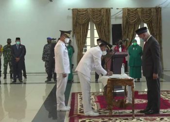 Safaruddin Resmi Dilantik Jadi Bupati Lima Puluh Kota