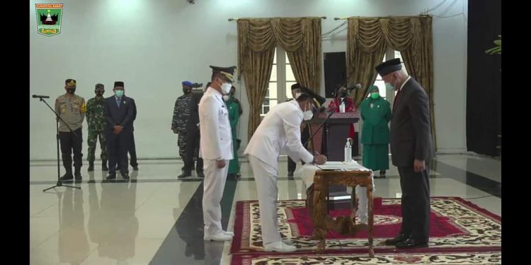 Safaruddin Resmi Dilantik Jadi Bupati Lima Puluh Kota