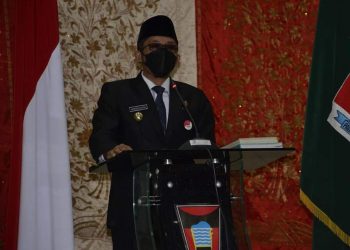 Nomenklatur Baru, Wali Kota Padang  Hendri Septa Kukuhkan dan Lantik 180 Pejabat Eselon II, III dan IV