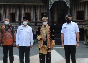 Wisata Sumbar Maju, Menparkraf RI Janji Undang Investor