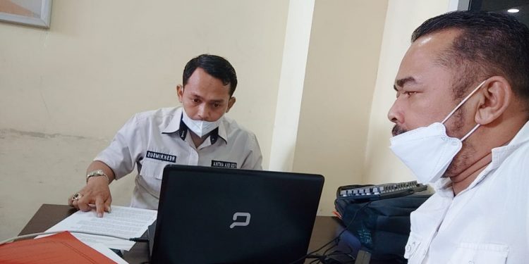 Handehh…Komisioner KI Sumbar Diperiksa Direskrimsus
