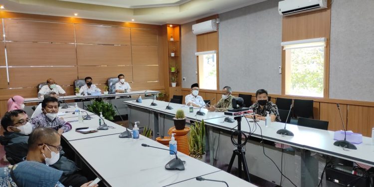 Gubernur Tegaskan Disdik dan Dinkes Mesti Sejalan Terapkan Prokes Proses Belajar