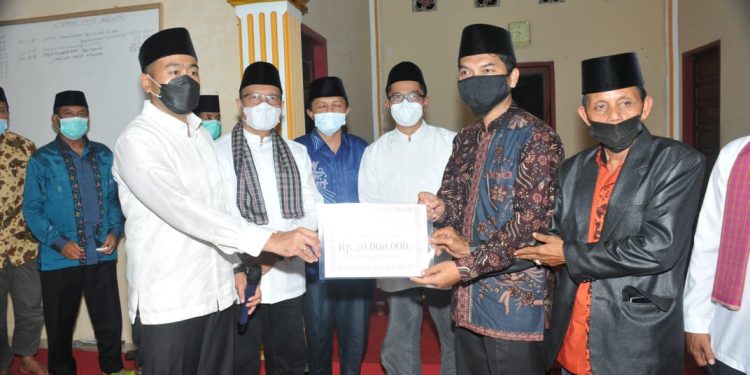 TSR Dipimpin Wagub Audy Joinaldy, Masyarakat Manggopoh Heningkan Cipta Gugur 53 Prajurit KRI Nangala 402