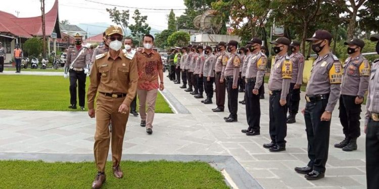 Bupati Pimpin Apel Gelar Pasukan Operasi Ketupat Singgalang 2021 Polres Lima Puluh Kota