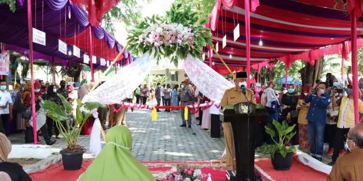 Gubernur Sumbar Buka Bazar Ramadan