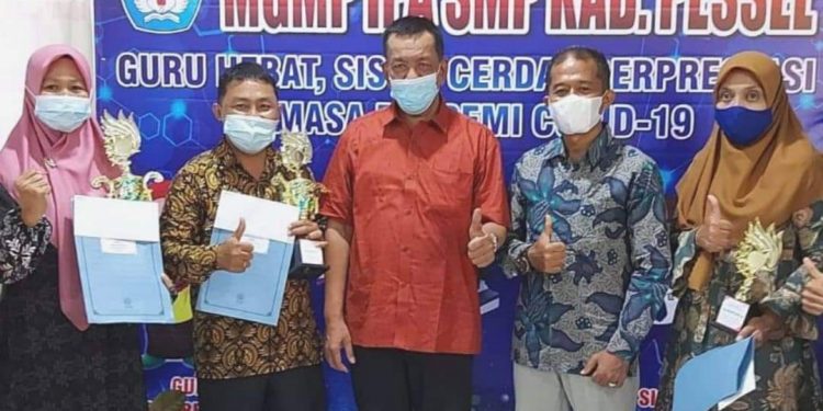 Juara Lomba Guru Hebat, Dua Guru Honorer Diangkat Jadi Kontrak