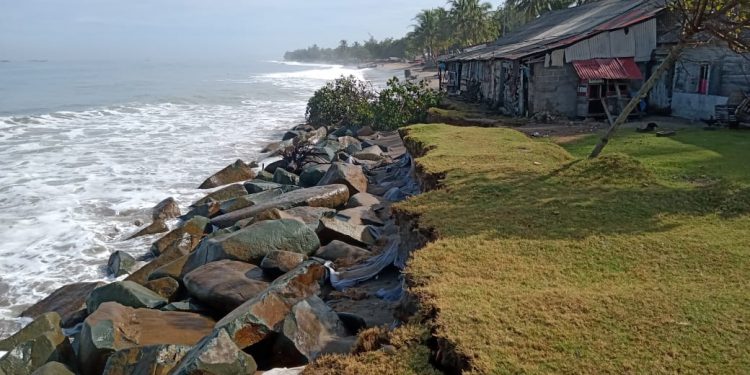 Relokasi Warga Zona Merah Tercapai