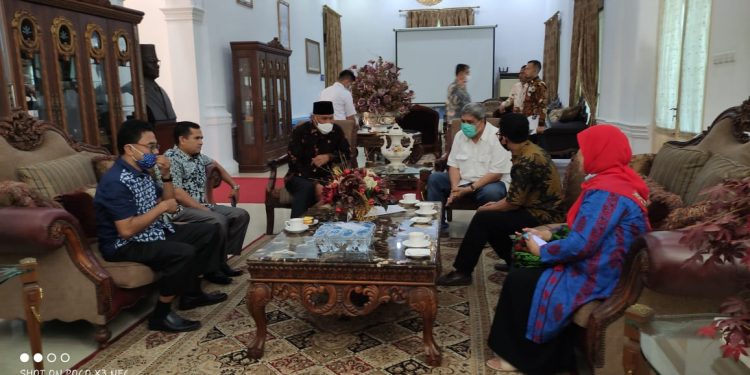 Ketua OC Kongres Diterima Gubernur, Jadikan Momentum Perkuat Kedjajaan Bangsa