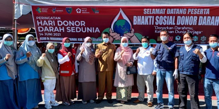 Bupati Rusma Yul Anwar Harap Nakes Rumah Sakit Optimal Layani Masyarakat