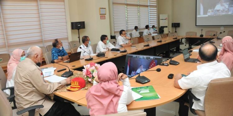 Menko Kemaritiman Minta Percepatan Revilatisasi Meninjau