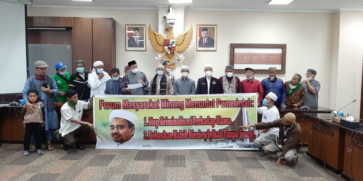 Irsyad Syafar Terima Aspirasi FMM Soal Habib Rizieq
