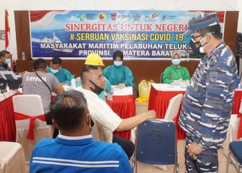 TNI AL Lakukan Serbuan Vaksinasi Seminggu Kepada Masyarakat Maritim