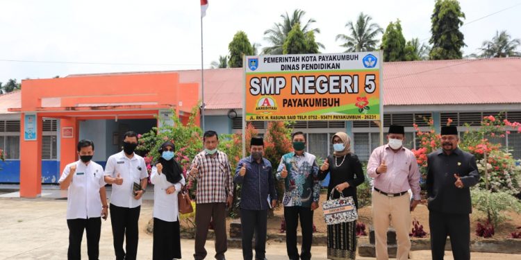 Komisi C DPRD Payakumbuh Kunjungan Lapangan di 2 SMP Negeri
