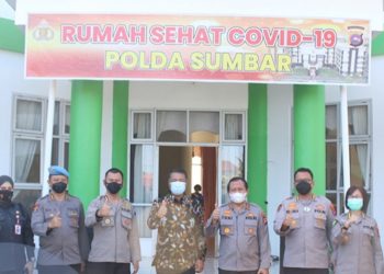 Rektor UNP dan Kapolda Sumbar Rumah Sehat Covid-19